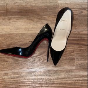 Christian Louboutin So Kate